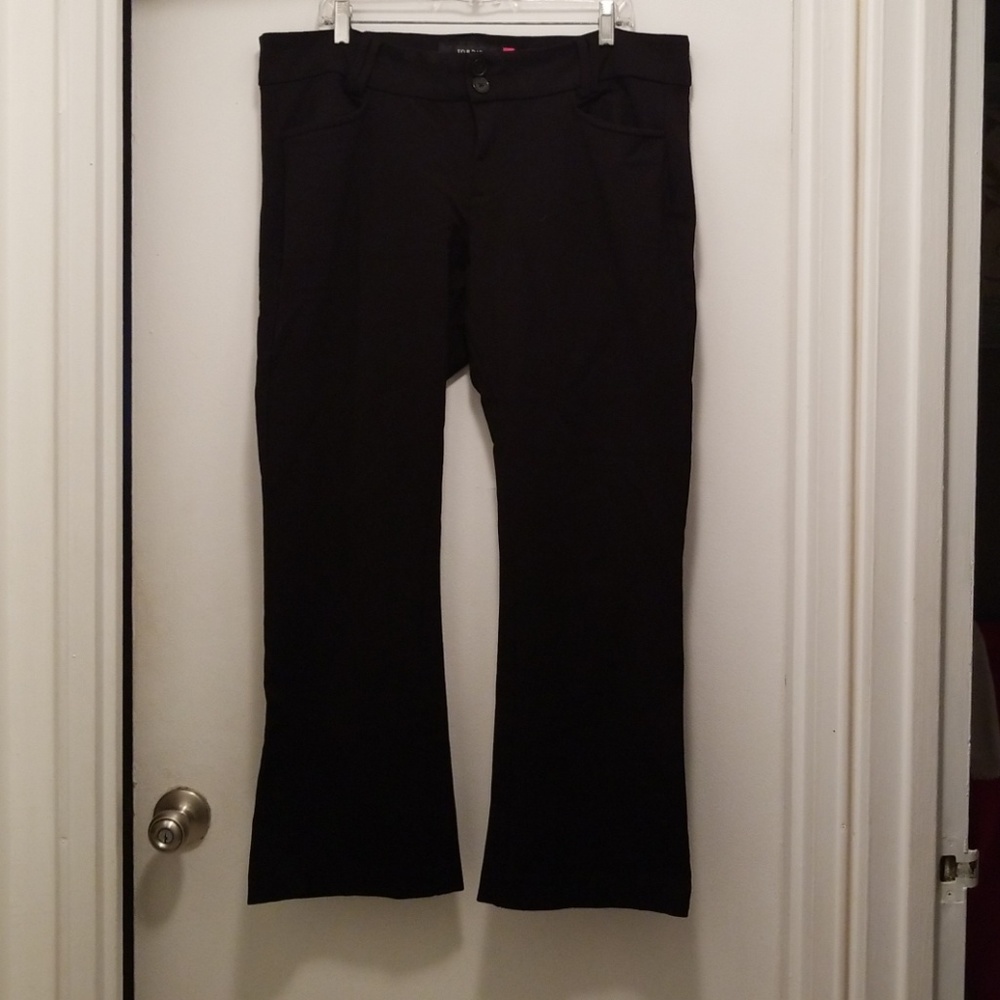 Torrid size 20 black ponte knit bootleg pants